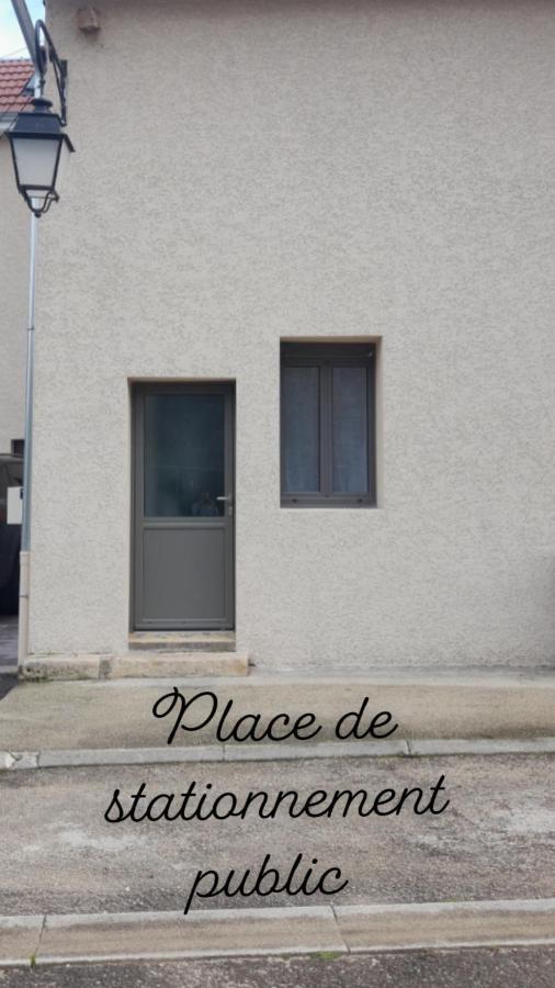 Appartement Le Moderne Ideal Pour Couples Et Professionnels Ornans Exterior photo